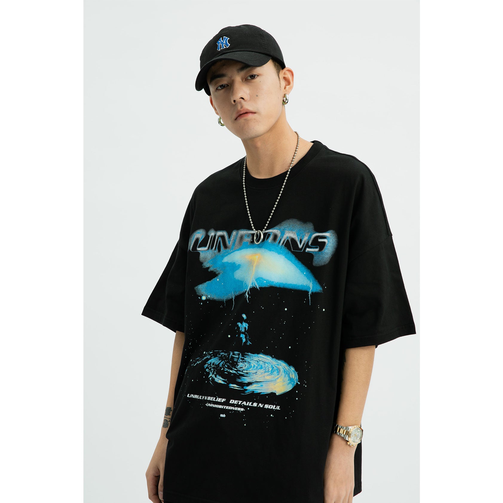 Distressed Short-sleeved T-shirt