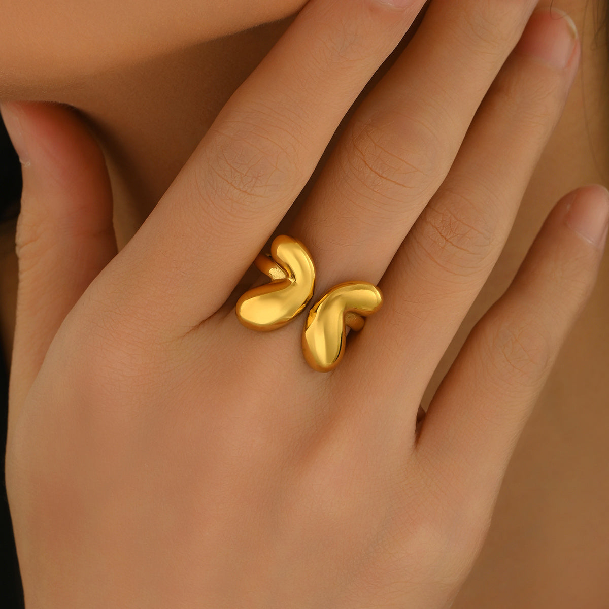 Lxalry Gold Butterfly Ring For Women - 18K Gold Plated