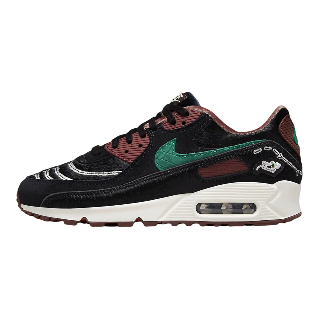 Nike Women Modern Black Green Noise Sail 8